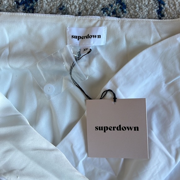superdown Leia Off Shoulder Dress in White XS - Picture 9 of 11